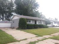 1007 Colonial Dr, Machesney Park, IL 61115 