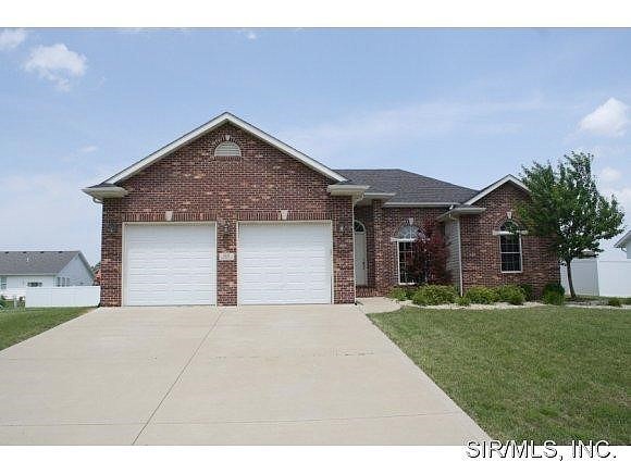 Woodcrest, Bethalto, IL 62010 