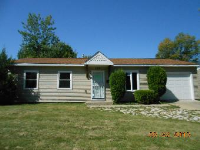 102 Mayfield Dr, Streamwood, IL 60107 