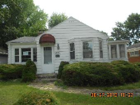 574 S Smith Blvd, Aurora, IL 60505 