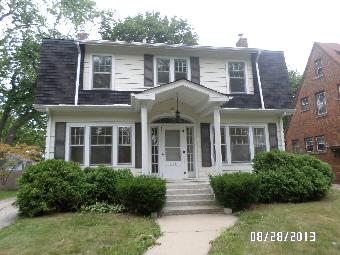 623 N Elmwood Ave, Waukegan, IL 60085 