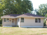 3555 Stanton St, Springfield, IL 62703 