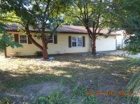 10 Leonard Drive, Cahokia, IL 62206 