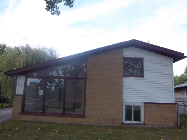1712 W 167th St, Markham, IL 60428 