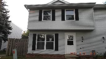 11v Fernwood Dr, Bolingbrook, IL 60440 