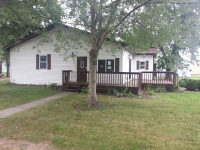 125 Boody St, Worden, IL 62097 