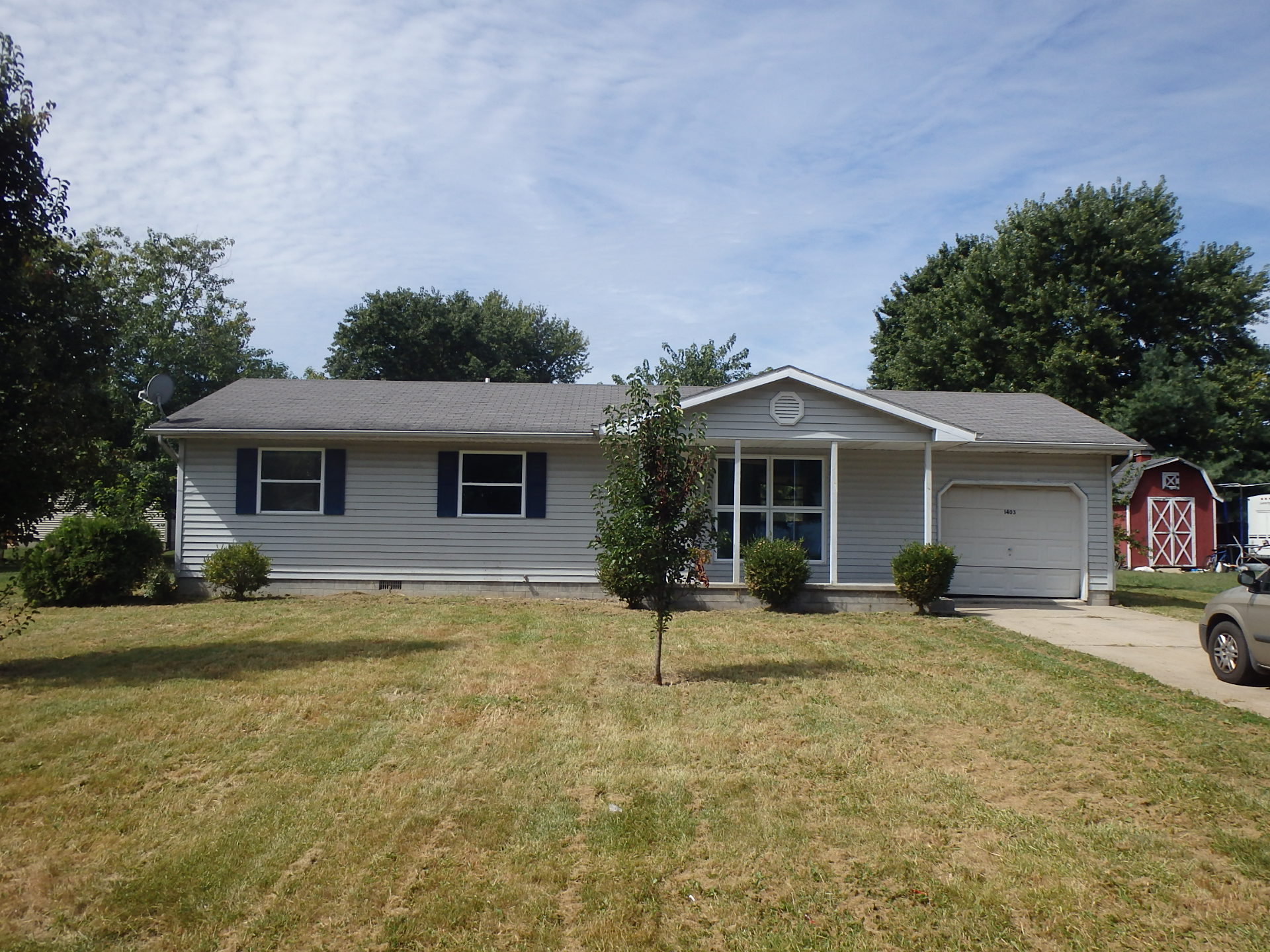 1403 S Robb St, Robinson, IL 62454 