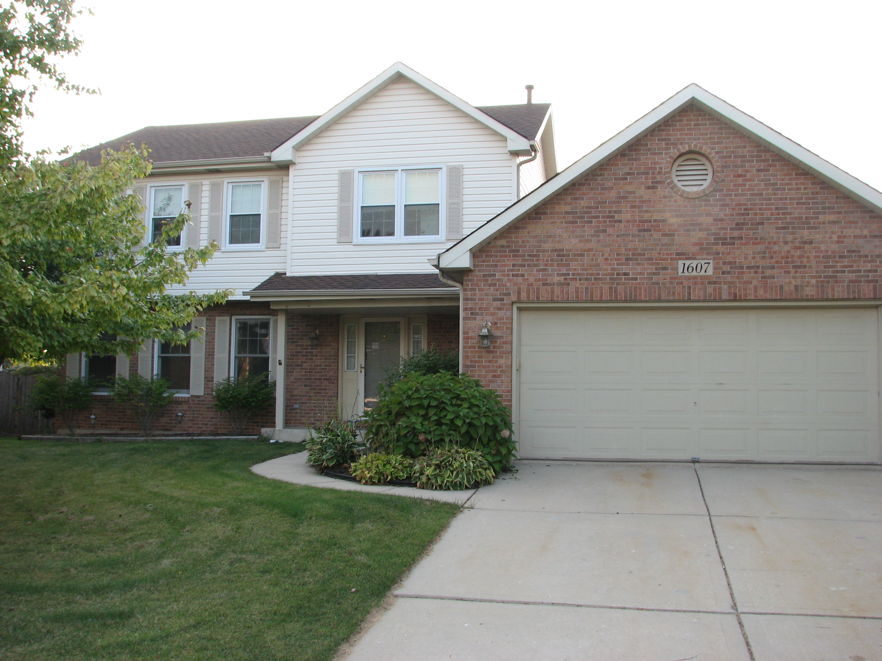 1607 Brighton Lane, Plainfield, IL 60586 