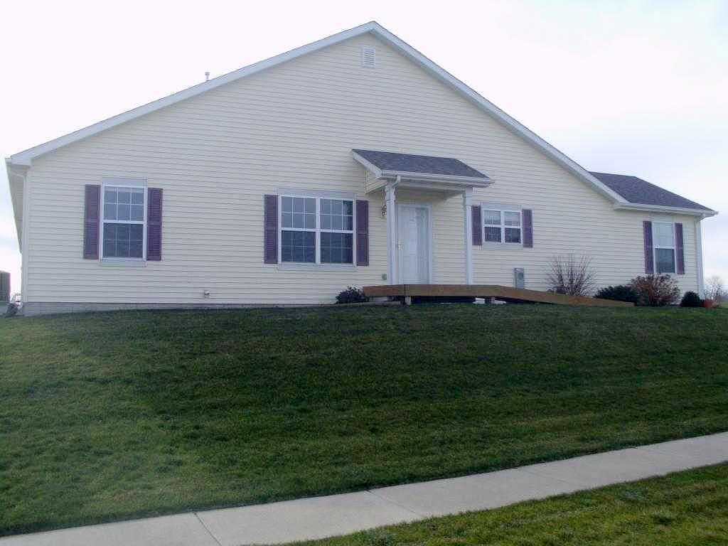 Misty, Colona, IL 61241 