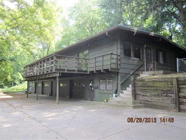 18Th Ave, East Moline, IL 61244 