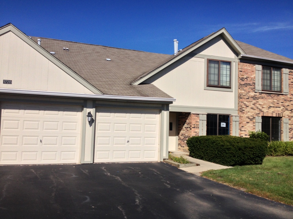 1728 Emerald Bay 2, Palatine, IL 60074 