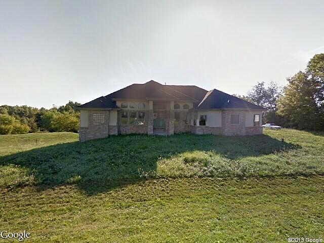 Longvalley Dr, Rockford, IL 61109 