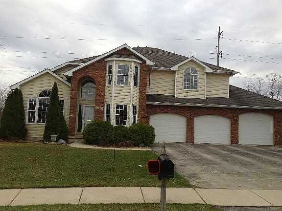 Wolf, Dekalb, IL 60115 