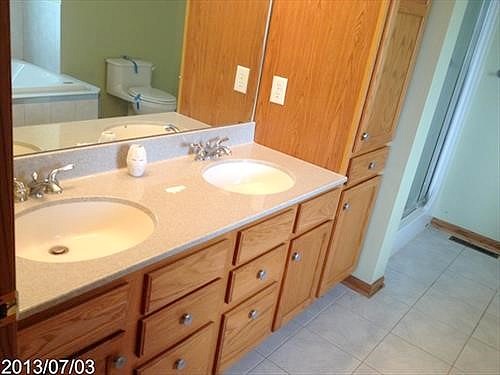 Westwind, Winnebago, IL 61088 