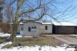 E Center St, Loami, IL 62661 