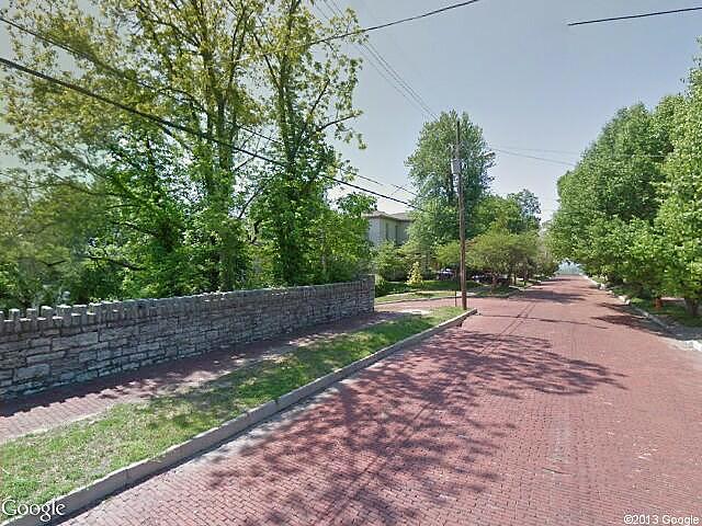 Prospect, Alton, IL 62002 