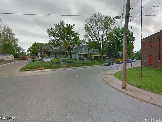Phinney Ave, Alton, IL 62002 