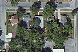 Clinton, Carlyle, IL 62231 