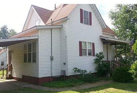 S 6Th St, New Douglas, IL 62074 
