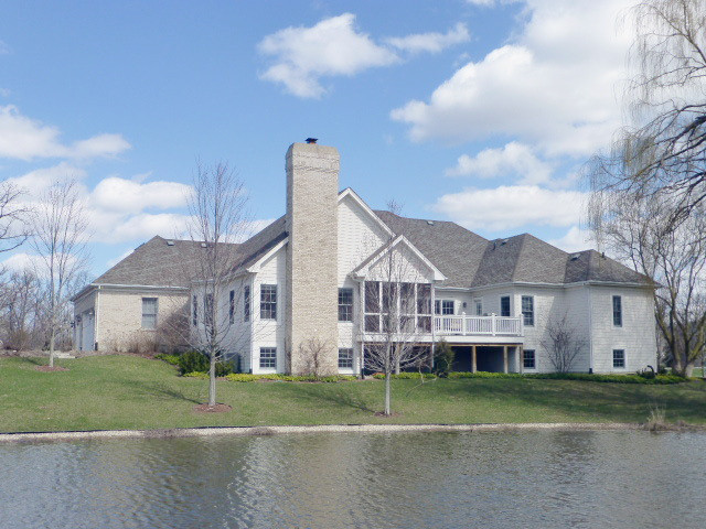 7285 LONGMOOR Drive, Lakewood, IL 62438 