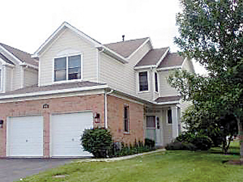 9000 FALCON GREEN Drive, Lakewood, IL 62438 