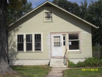 204 Union St, Earlville, IL 60518 
