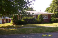 1404 W Graham St, Bloomington, IL 61701 