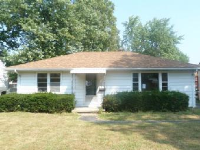 834 W Hazel Ave, Decatur, IL 62526 