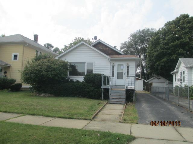 1108 N Poplar St, Waukegan, IL 60085 