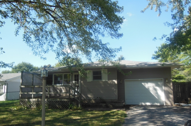 540 W Auburn Lane, Crete, IL 60417 