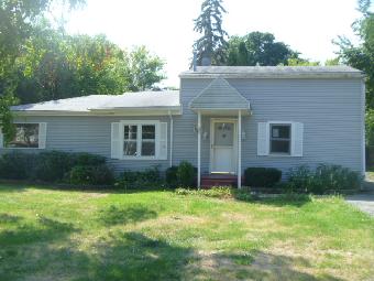 117 Wildwood Drive, Round Lake Beach, IL 60073 