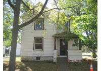 1724 W 3rd St, Dixon, IL 61021 
