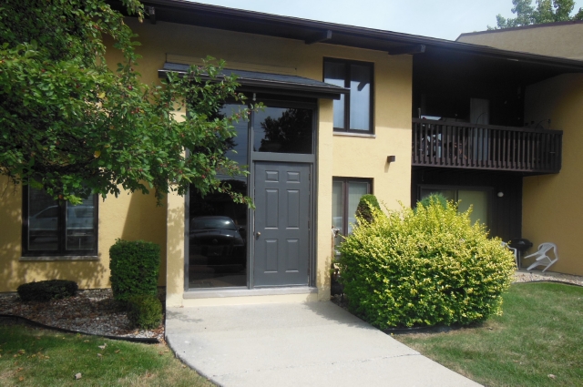 1000 Holbrook Rd Unit R Aka 1-n9, Homewood, IL 60430 