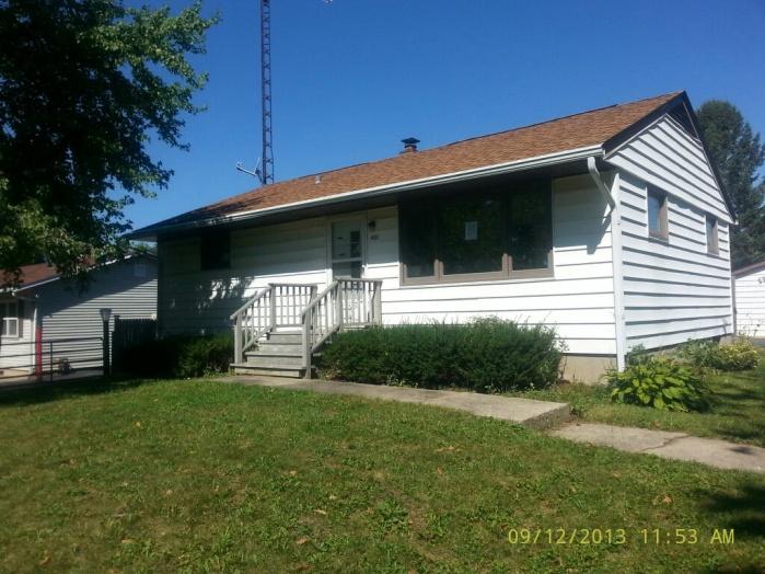 401 W Roosevelt St, Harvard, IL 60033 