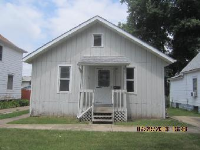 315 17th Ave, East Moline, IL 61244 