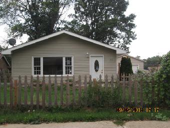 918 S Hugh St, Plano, IL 60545 