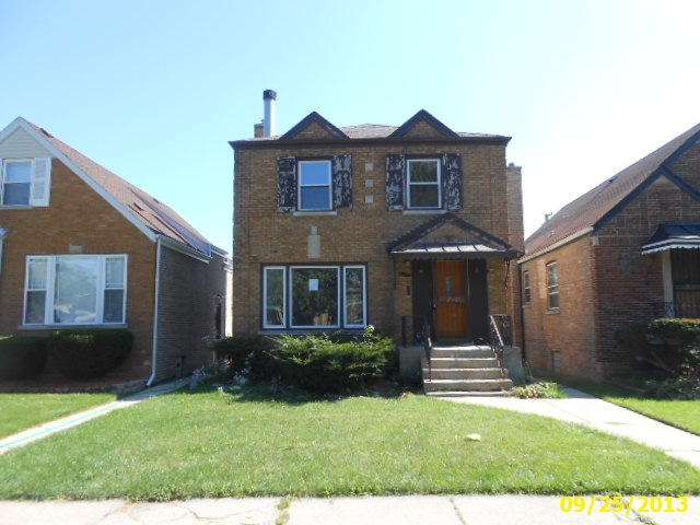 10521 S Peoria St, Chicago, IL 60643 