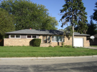 1071 N 2nd St, Rochelle, IL 61068 