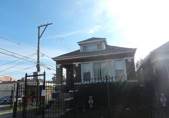 6315 S Washtenaw, Chicago, IL 60629 