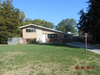 906 E Crockett Ave, Addison, IL 60101 