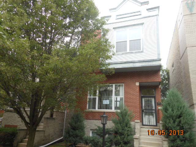 4033 S Ellis Ave, Chicago, IL 60653 