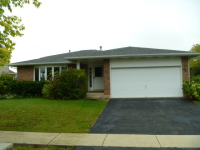 300 Indianwood Ln, West Chicago, IL 60185 