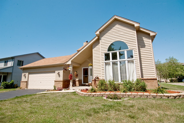 1032 E. 7th St., Lockport, IL 60441 