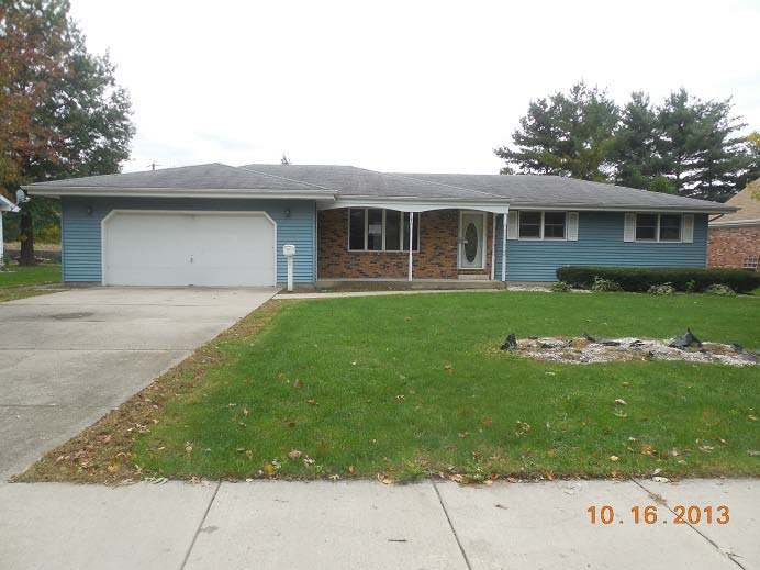 123 Oregon St, Momence, IL 60954 