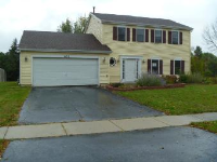 636 Auburn Ct, Crystal Lake, IL 60014 