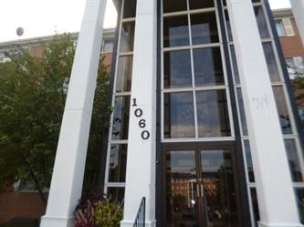 1060 Farnsworth Ave Unit, Aurora, IL 60505 