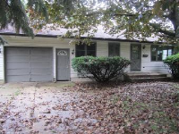 515 College Ave, Winthrop Harbor, IL 60096 