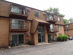 4819 W Engle Rd Apt 1b, Alsip, IL 60803 