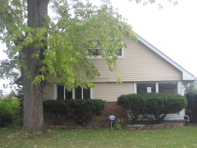 3931 168th St, Country Clubhills, IL 60478 