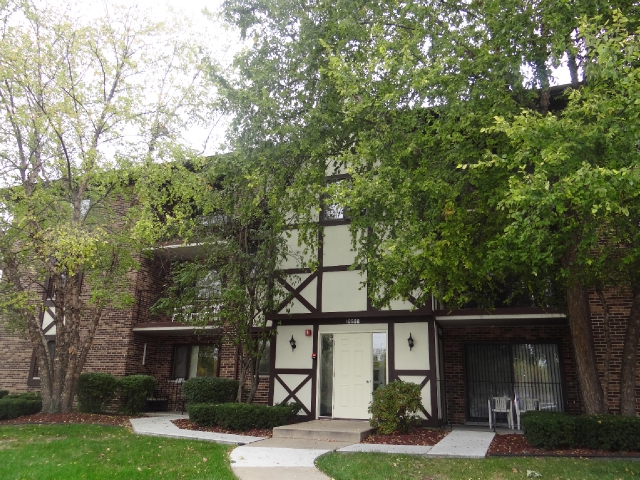 10508 Ridge Cove Dr Apt 27d, Chicago Ridge, IL 60415 